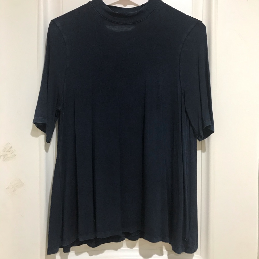 American Eagle blue shirt with back cutout